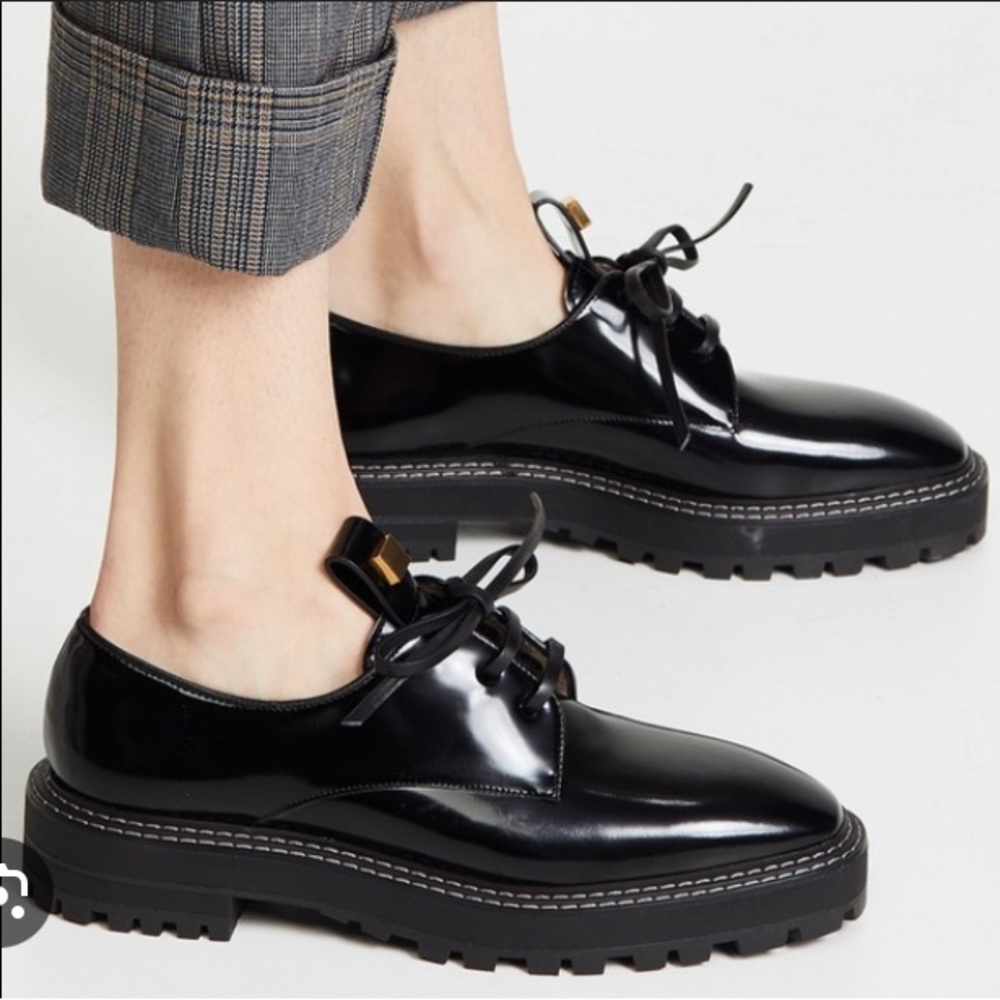Stuart Weitzman Britton Black Oxfords
